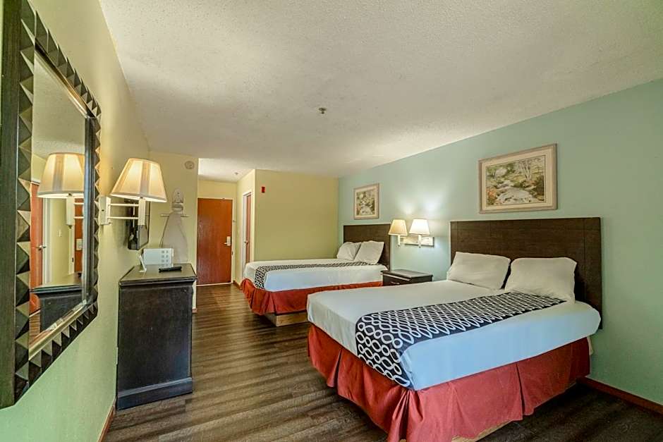 Capital O Fairway Inn - Baytown La Porte TX