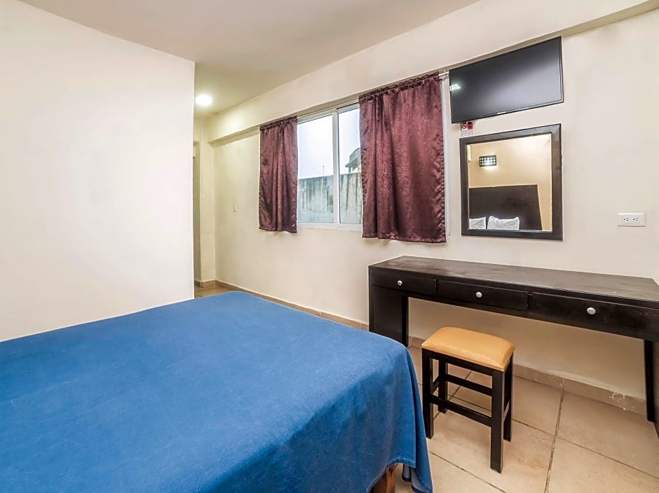 Hotel Puerto Inn