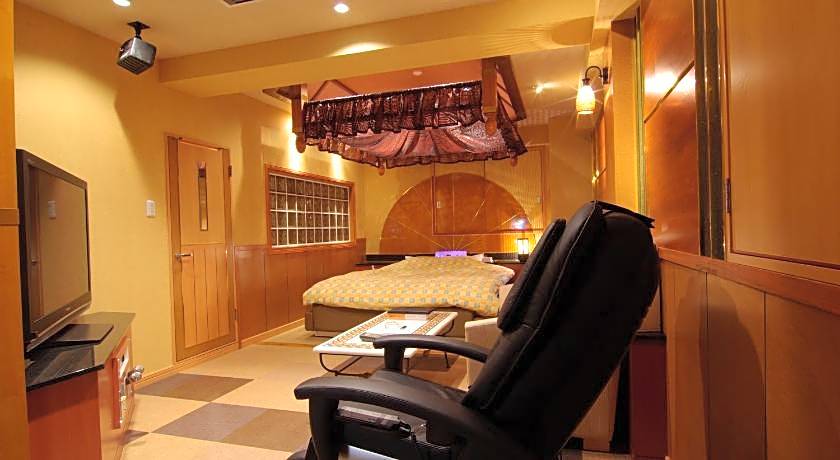 Shonan Sirene (Adult Only)