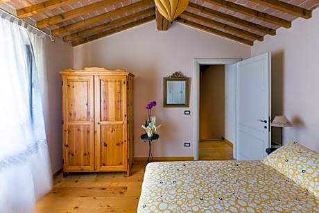 One-Bedroom Apartment (2 Adults) - Annex