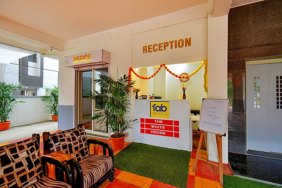 FabHotel White House - Nr. Sinhagad Speciality Hospital