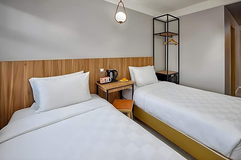 Go Hotels Plus Bacolod - Newly Renovated