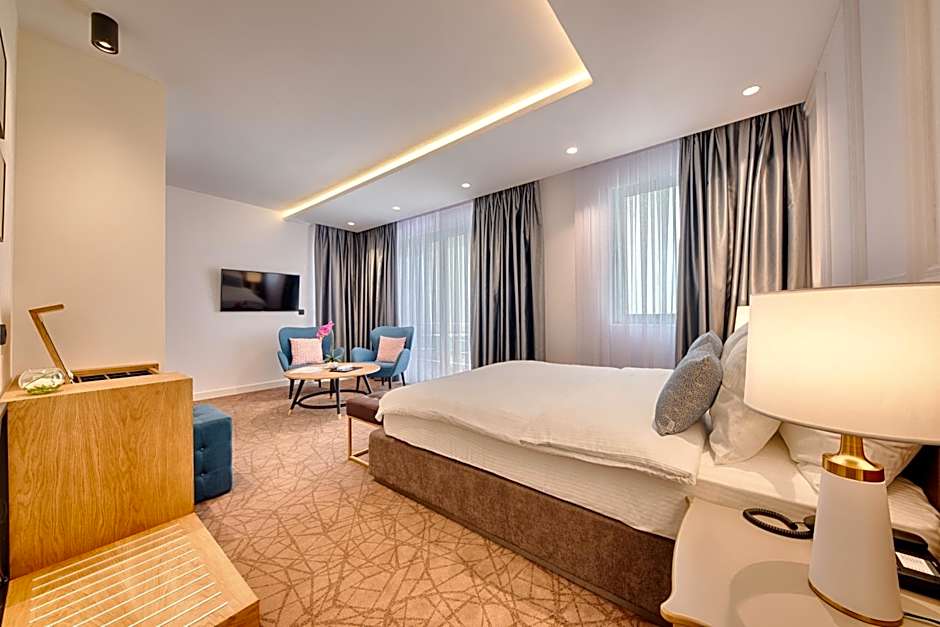 Kalamper Hotel & Spa