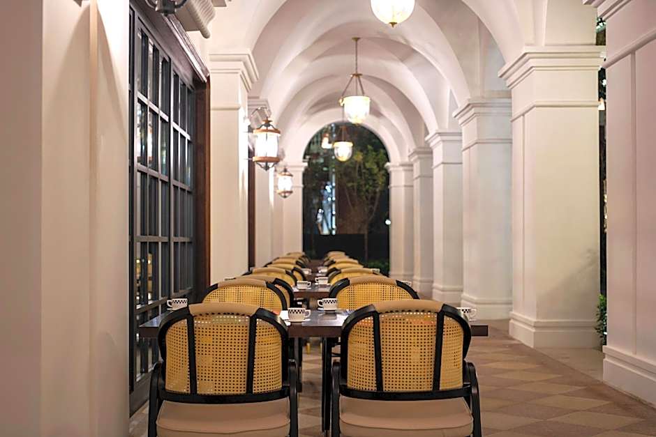 Hotel Indigo Heilong Lake By IHG