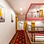 Yimi Hotel (Guangzhou East Lake subway station  Pearl River night tour Terminal)
