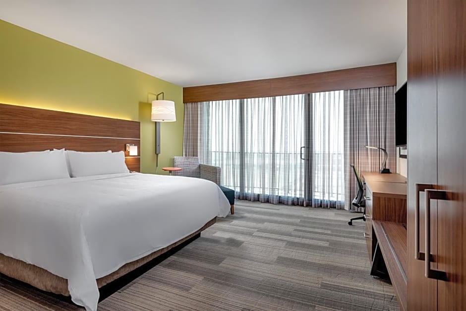 Holiday Inn Express & Suites Santa Ana - Orange County