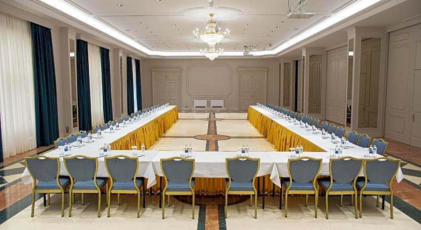 Radisson Hotel Astana
