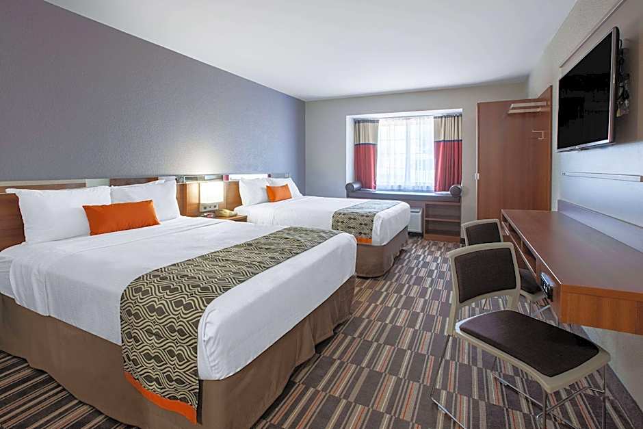 Photo 1 of 1 of 2 Queen Beds, Hearing/Mobility Accessible, Grab Bars, Bathtub