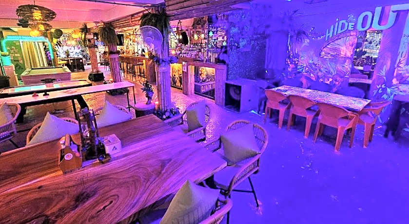 Hideout Hostel