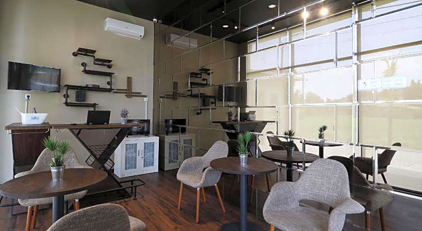 RedDoorz Plus near Universitas Sumatera Utara