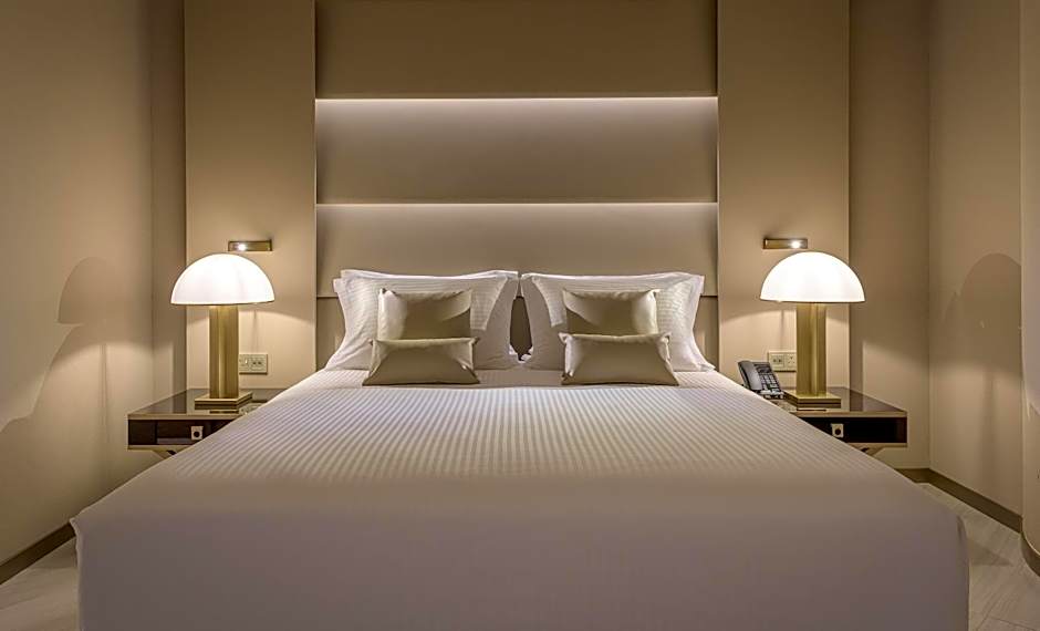 Amarande (Adults Only)