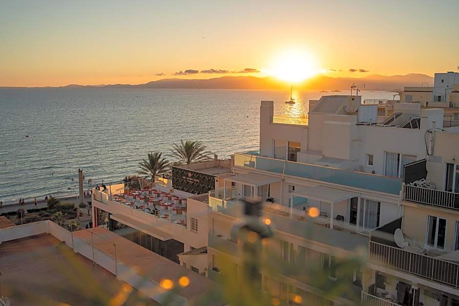 Planet Hotels ONE - Adults Only 16 years