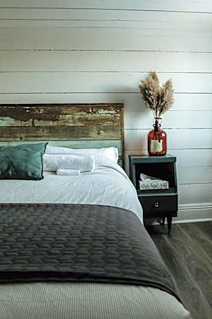 Queen Room with Shared Bathroom