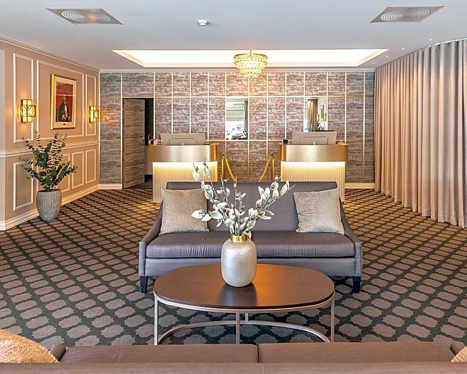 Fru Haugans Hotel