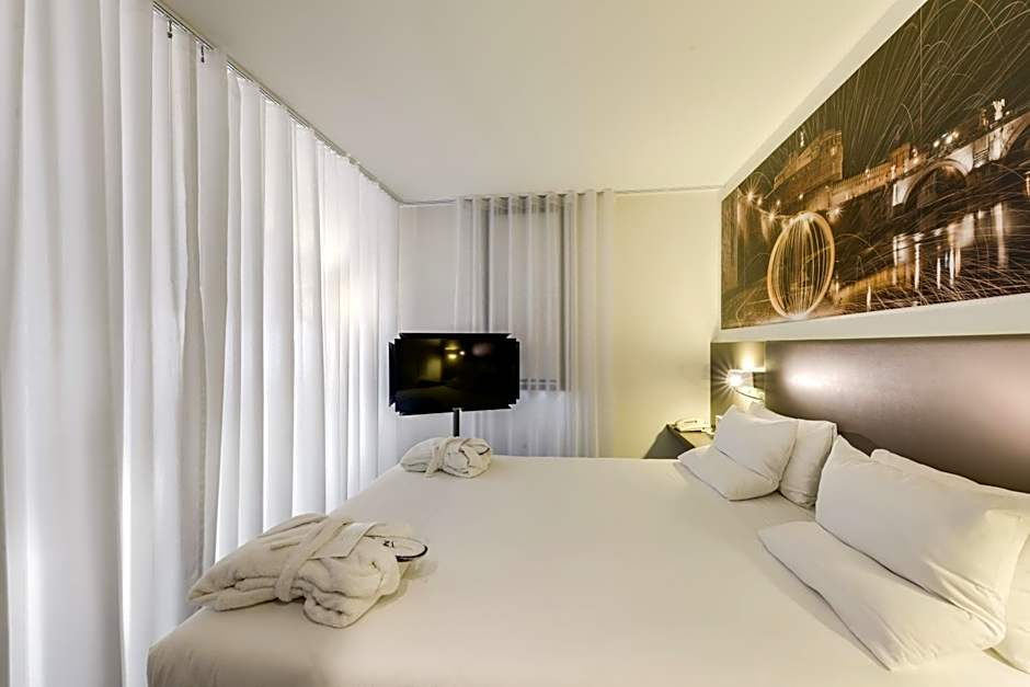 Novotel Suites Paris CDG Airport Villepinte