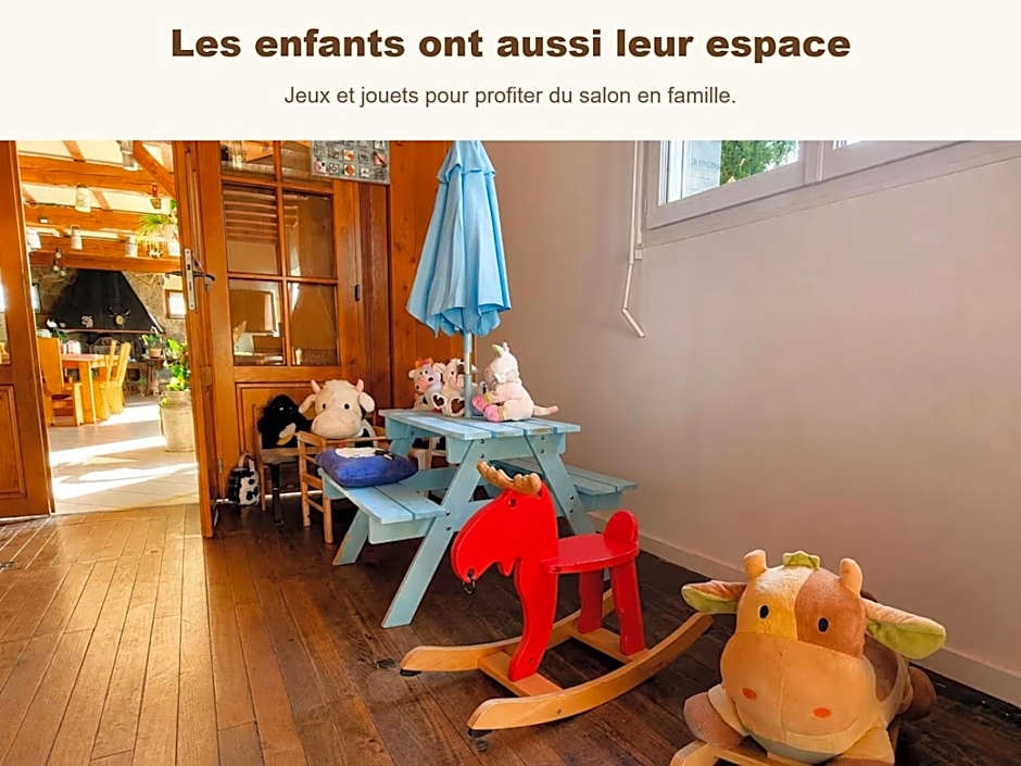 Chambres d'Hôtes avec cuisine au lac de la Raviège - Les Tables Aux Vaches