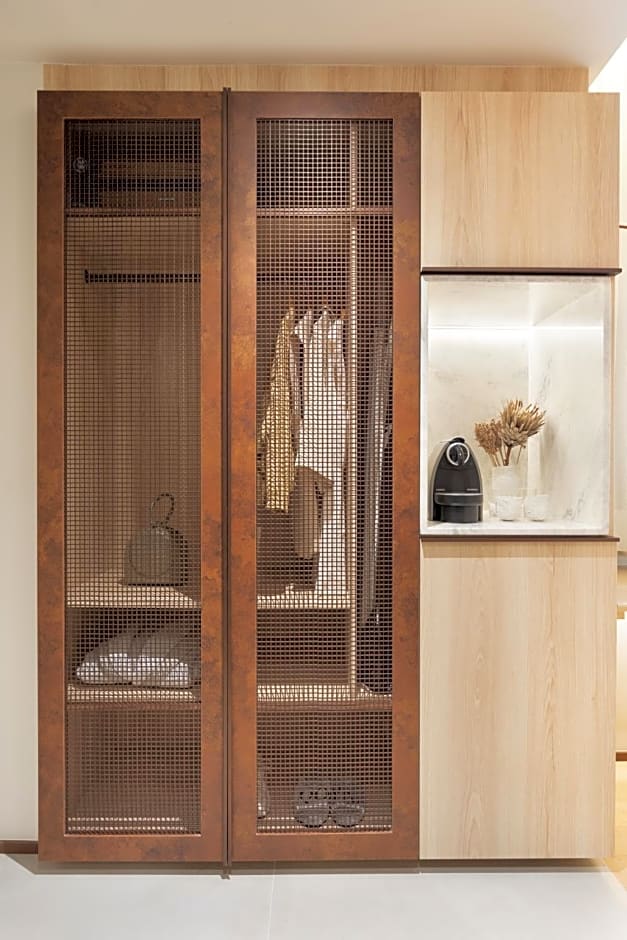 QOYA Hotel Curitiba, Curio Collection by Hilton