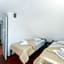 Birds Villa Apartments with Heated Pool - Including Car and Breakfast