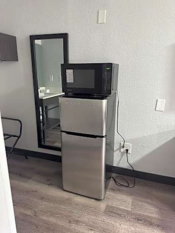 Deluxe Queen Room with Two Queen Beds - Non-Smoking