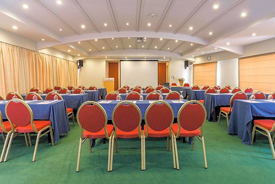 Best Western Plus Hotel Plaza