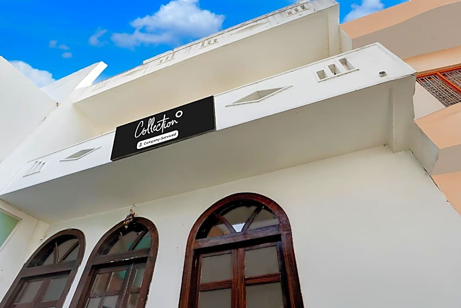 Collection O Khajuraho Central