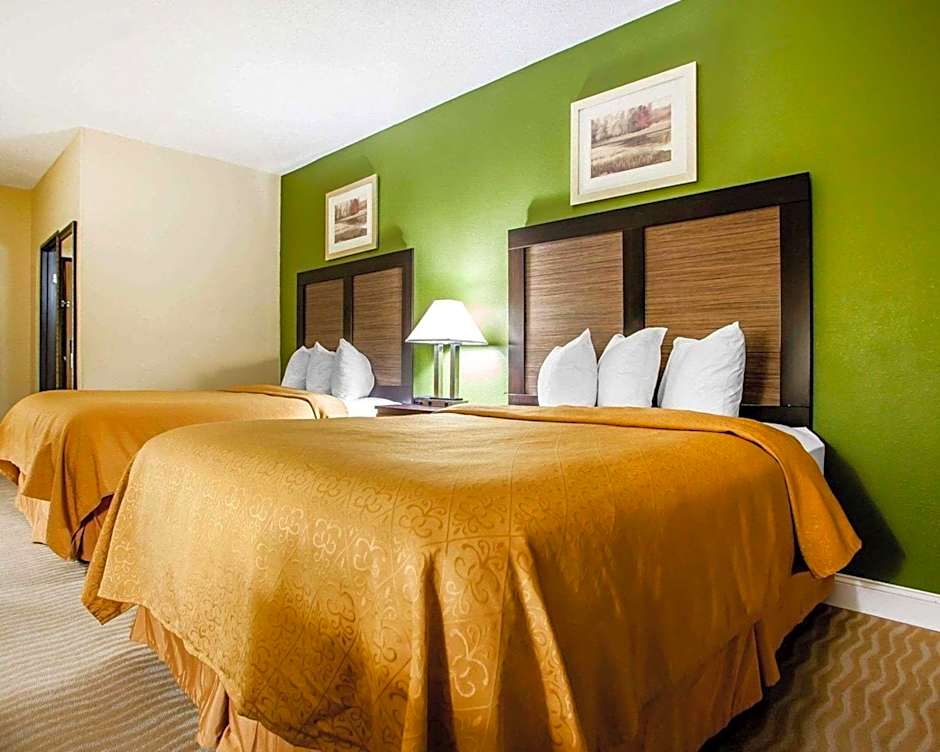 Photo 1 of 3 of 2 Queen Beds