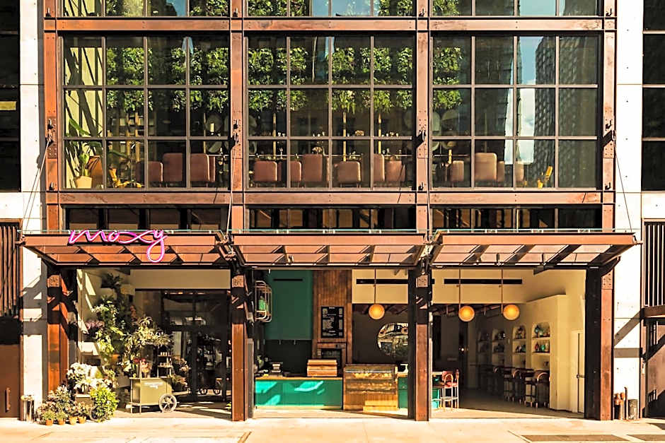 Moxy by Marriott NYC Chelsea