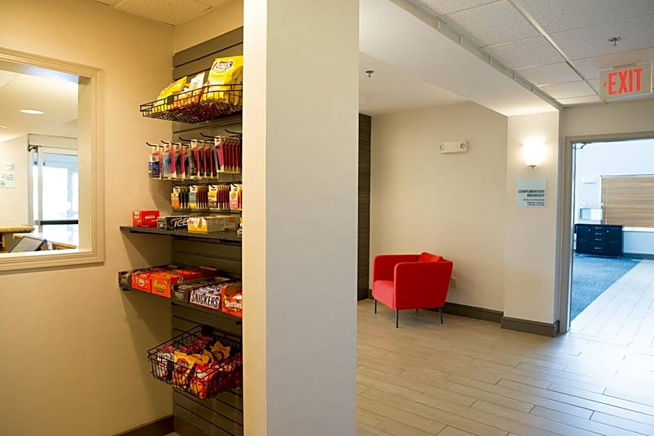 Holiday Inn Express Hotel & Suites Chanhassen By IHG