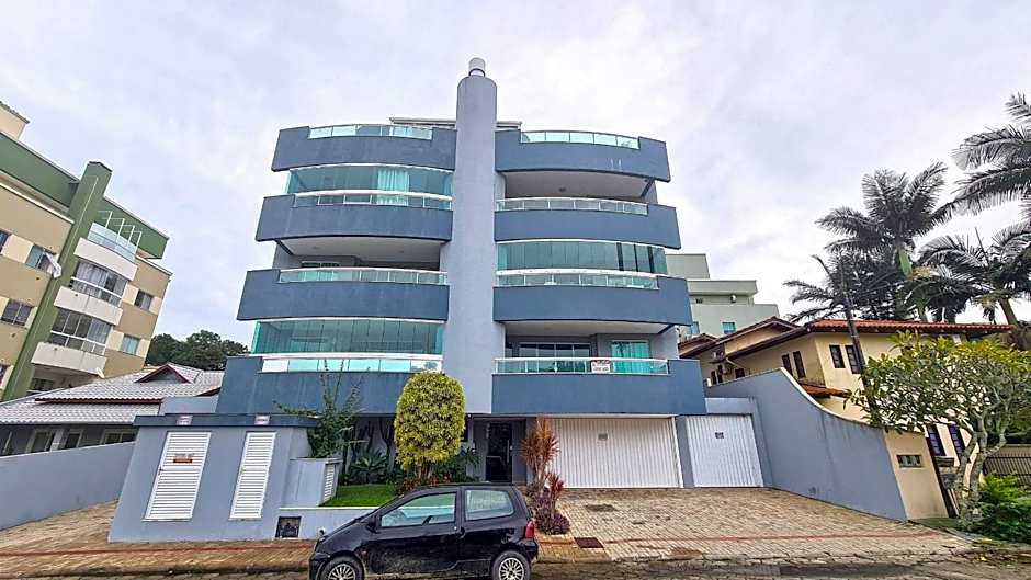 Apartamento 2 quartos a poucos metros da Praia