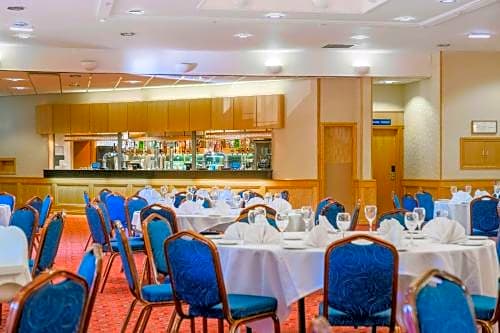 Clarion Cedar Court Wakefield Hotel