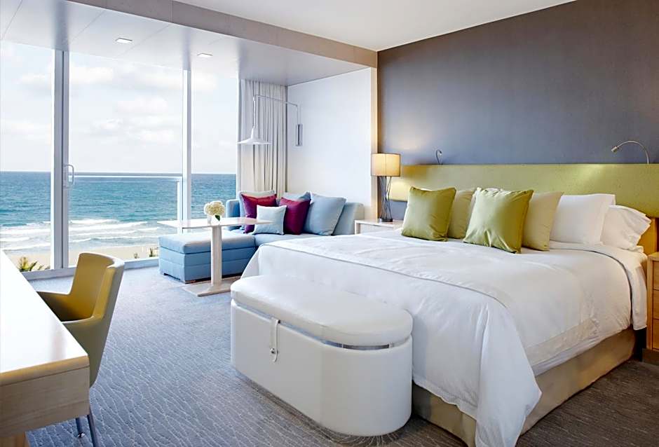 Boca Beach Club, A Waldorf Astoria Resort