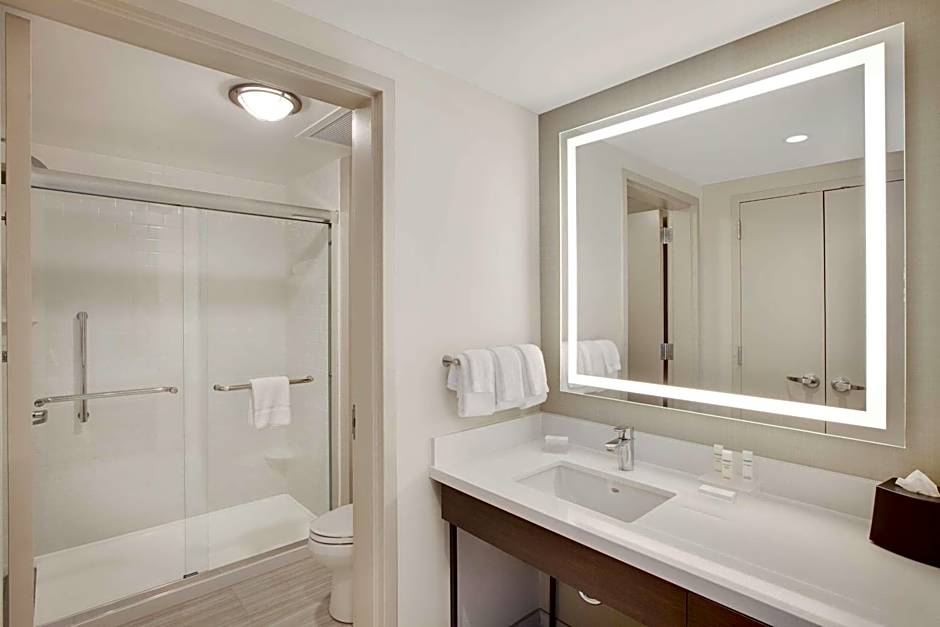 Homewood Suites By Hilton Louisville Downtown