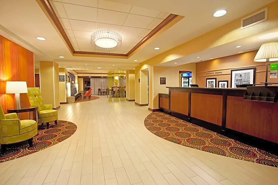 HAMPTON INN & SUITES BY HILTON NASHVILLE-SMYRNA