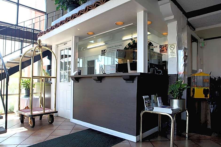 Granada Inn
