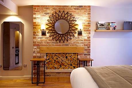 Premium King Room