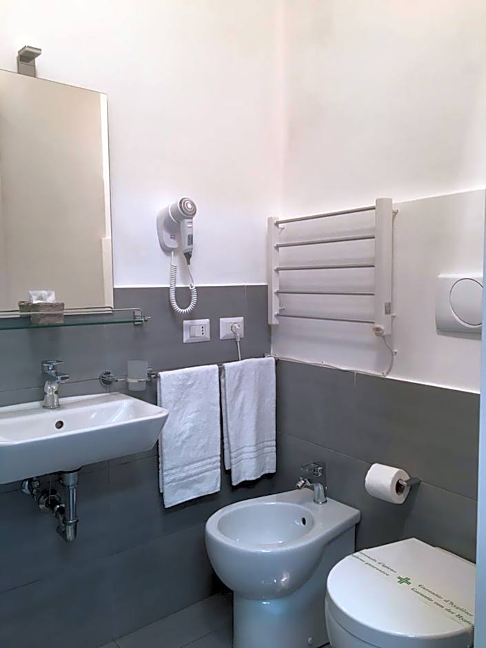 Vatican Central Suites