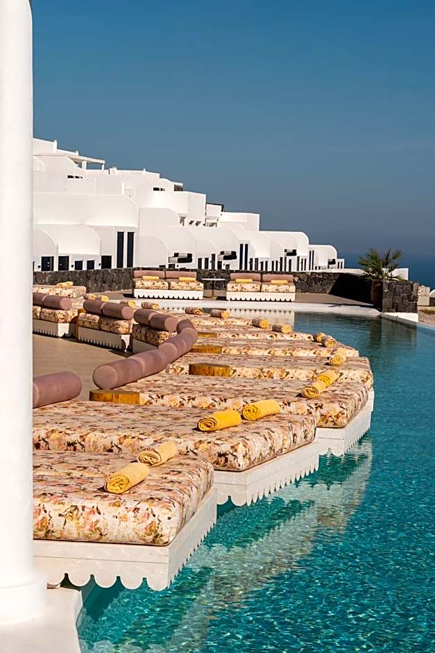 Cresanto Luxury Suites