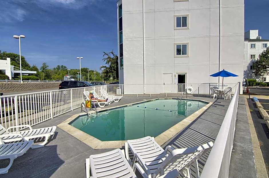 Motel 6-Portsmouth, NH