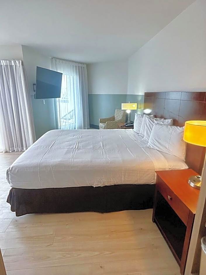 HUNTINGTON BEACH INN