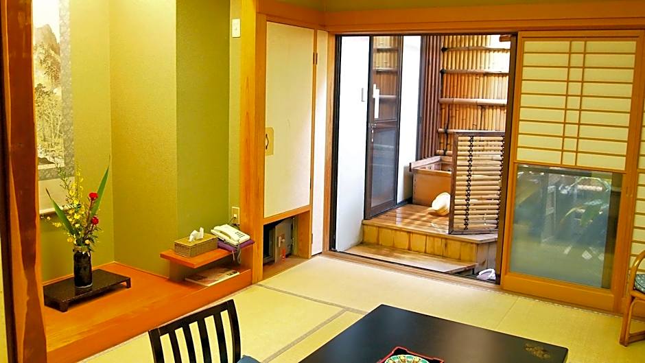 Chuo Hotel