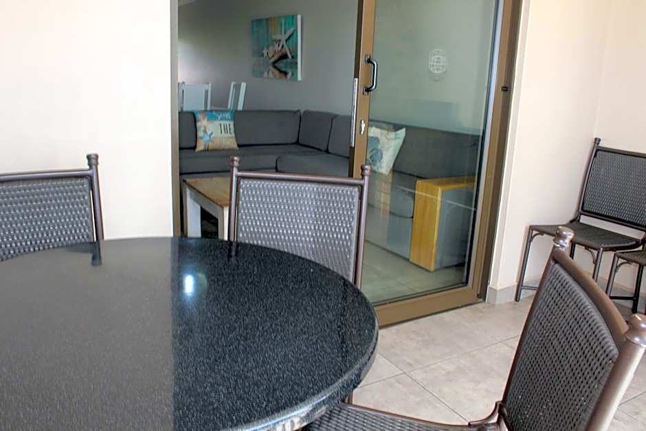 Hello Holiday-Banana Beach Club D17