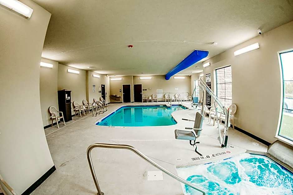 Cobblestone Hotel & Suites International Falls