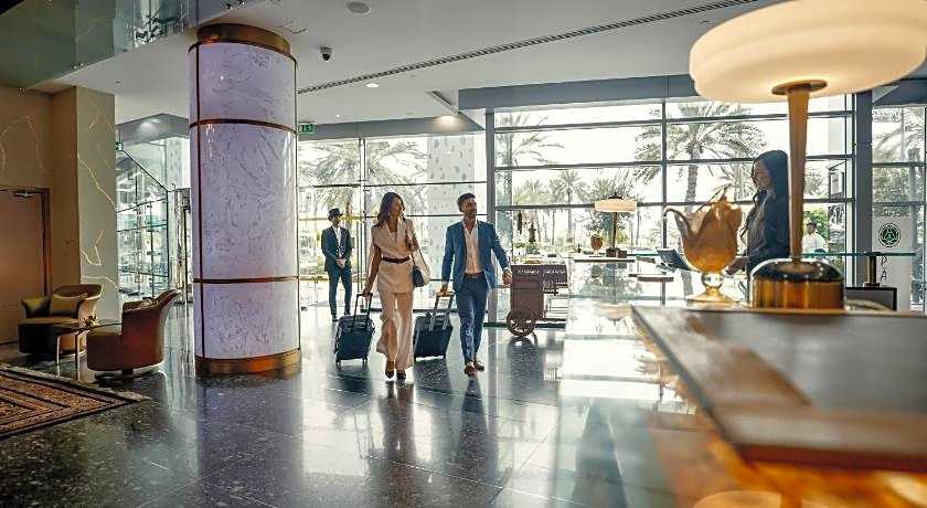 Golden Sands Hotel Creek