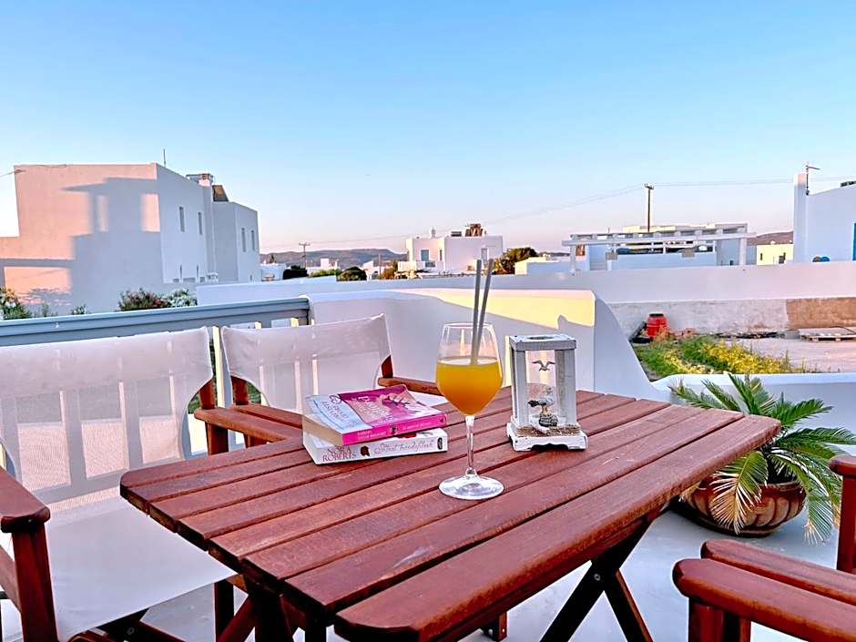 Anita Rooms & Suites Milos