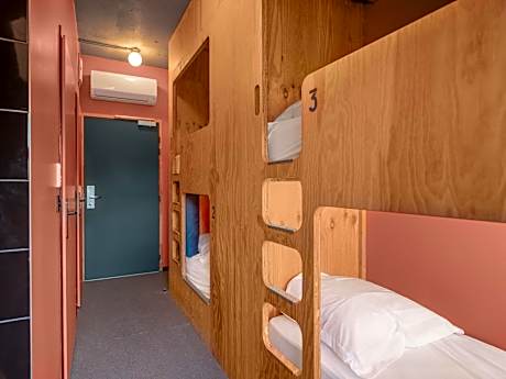 Eklo Private Dormitory for 6 with bathroom
