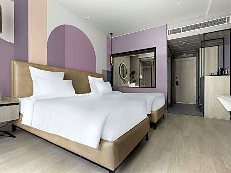 Classic Twin Room with Sofa