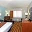 Rock Island Inn & Suites Marshalltown