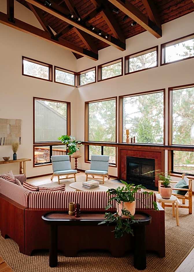 Lodge At Marconi
