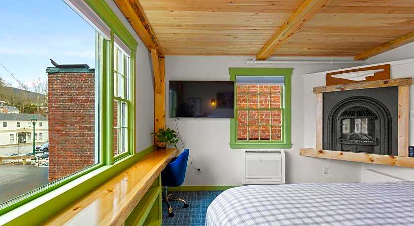 Downtown Camden Hotel