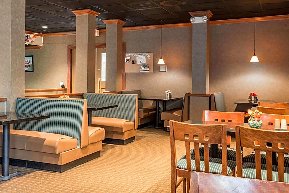 Quality Inn & Suites Hanes Mall